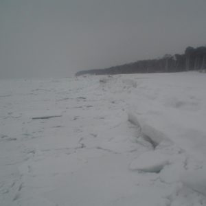 Plaża w Dźwirzynie zimą